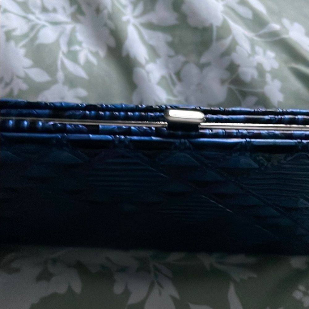 Blue Geometric Pattern Wallet - Picture 2 of 3